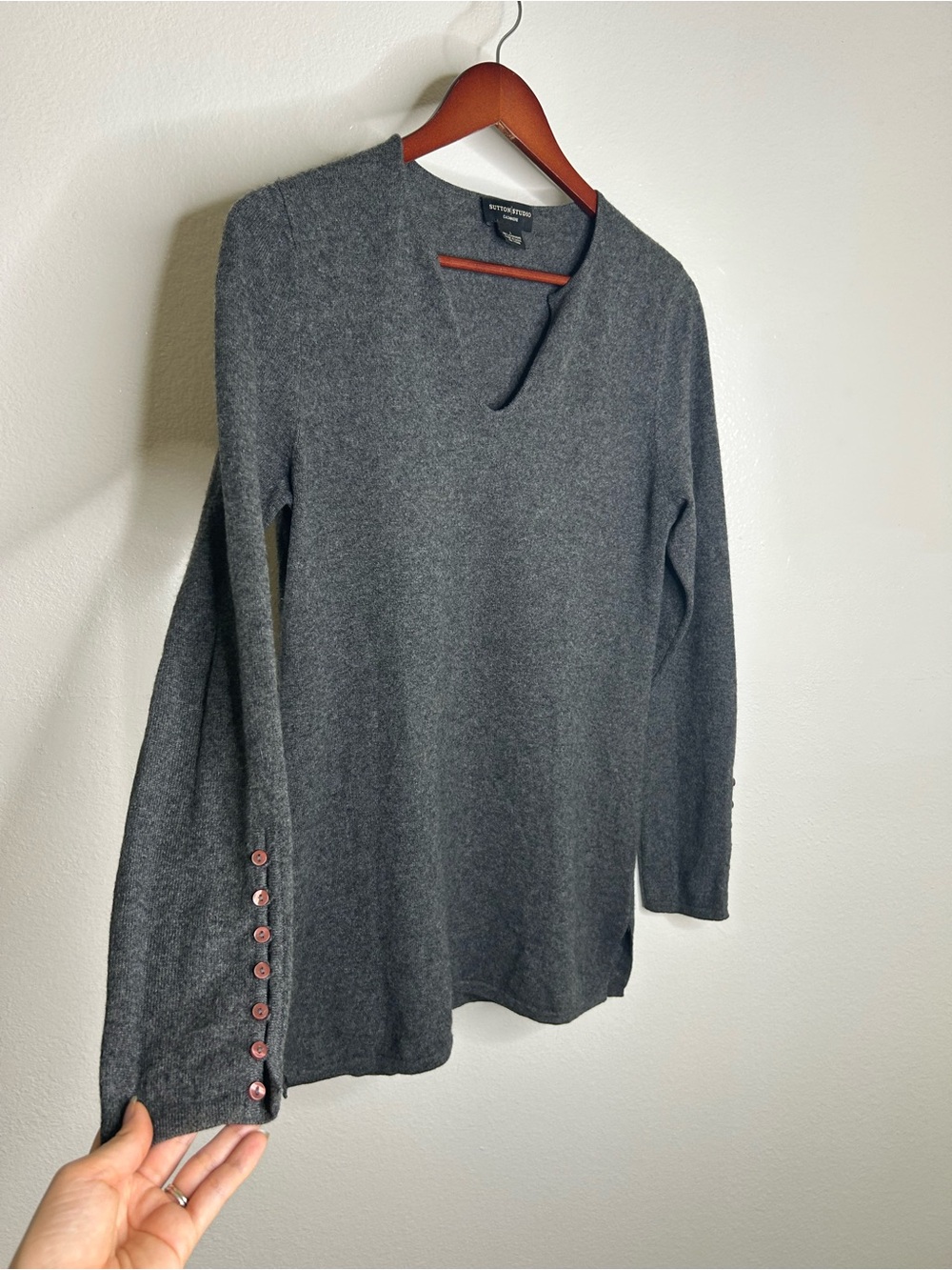 Sutton Studio 100% Cashmere Gray V - Neck Knit Tunic Sweater Button Sleeve
